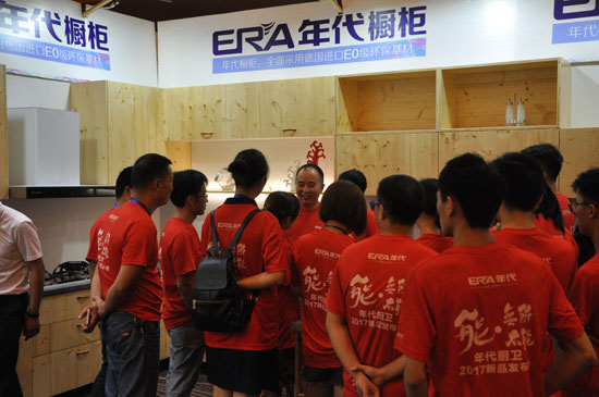 年代廚衛(wèi)無所不能 新品聯(lián)動(dòng)市場(chǎng)創(chuàng)新輝煌