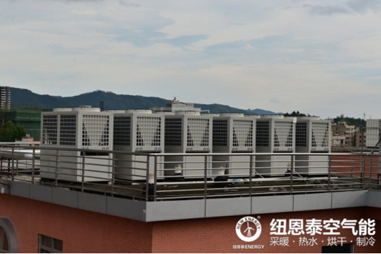 怎么說，聽說空氣能要搶空調(diào)的飯碗了？