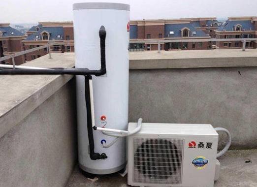 回家裝上空氣能熱水器，月月省一半電費！