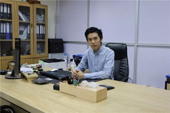 壁掛爐配件廠家粵風(fēng)：工匠精神離不開真誠(chéng)服務(wù)