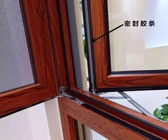關注老年人健康，共筑希望——紅橡樹高端凈音門窗