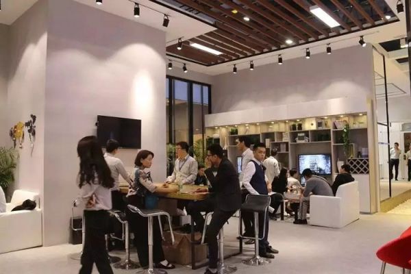 品牌大事|晾媽智能晾衣架亮相家具展，黑科技燃動廣州