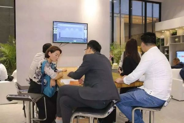 品牌大事|晾媽智能晾衣架亮相家具展，黑科技燃動廣州