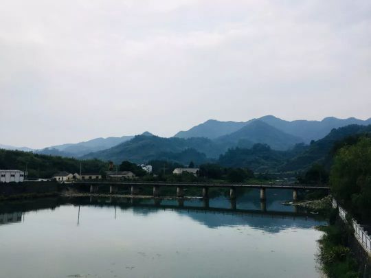 火星人集成灶銷售部9月績(jī)溪會(huì)議：我們是最棒的團(tuán)隊(duì)！