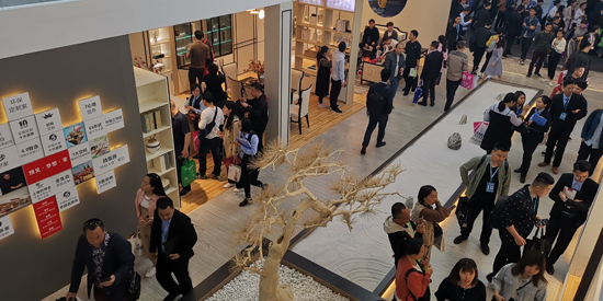 伊百麗攜時(shí)尚全屋家居新品引爆中國（廣州）定制家居盛會(huì)！