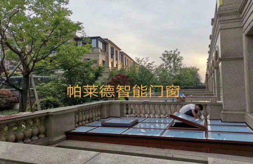 冬天待在陽光房太幸福了，了解下帕萊德高端陽光房定制