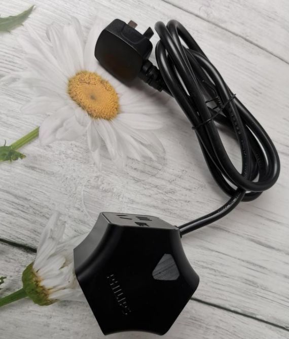 有了飛利浦摩天輪系列插座，充電器什么的都是浮云！