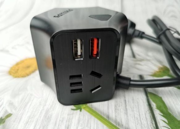 有了飛利浦摩天輪系列插座，充電器什么的都是浮云！
