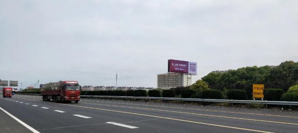 品牌大事|蠡口家具市場(chǎng)重磅上線高速公路高炮廣告