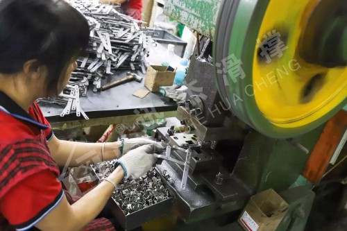 鋁合金門窗滑撐，迅杰一路向前、永不止步！