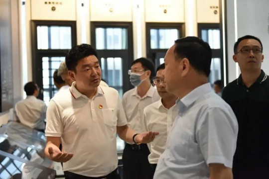 熱烈歡迎佛山市趙海副市長一行蒞臨億合門窗調(diào)研指導