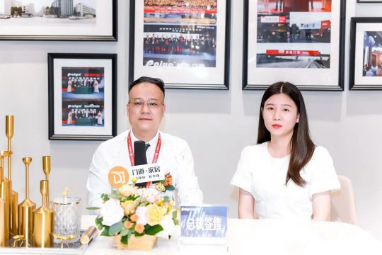 人氣爆棚超震撼!!派雅門窗攜“至臻新品”驚艷建博會(huì)！ 