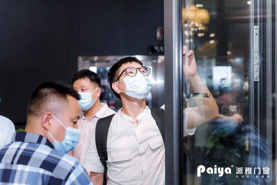人氣爆棚超震撼!!派雅門窗攜“至臻新品”驚艷建博會(huì)！ 