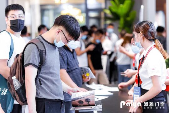 人氣爆棚超震撼!!派雅門窗攜“至臻新品”驚艷建博會(huì)！ 