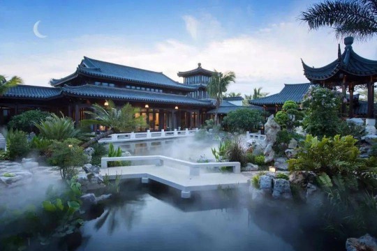 中式圍合院落，三宅仿古門窗，共譜歲月輝煌