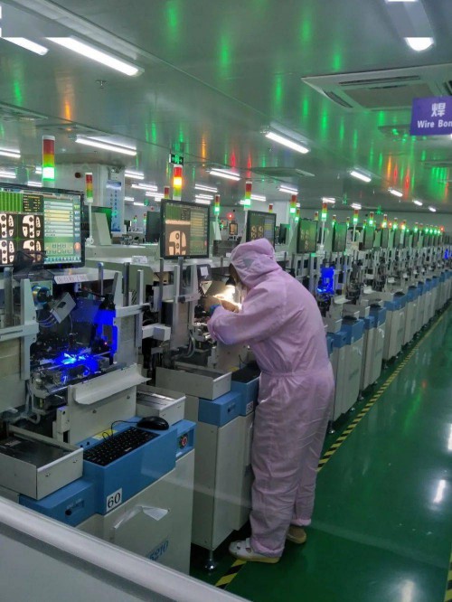 全面落實“深瑞LED合作十條”，一批LED企業(yè)考察江西瑞昌 