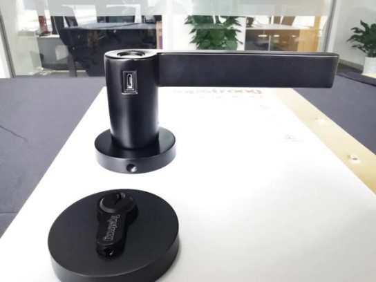 安全便捷與品質(zhì)并存，頂固安全門鎖室內(nèi)門鎖ND100測(cè)評(píng)