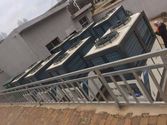 利普曼空氣能安全易操作，學(xué)校采暖省心又省錢 